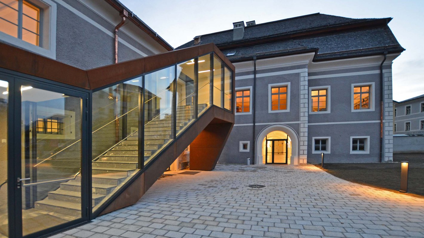 schloss kuenburg in tamsweg schloss kuenburg in tamsweg